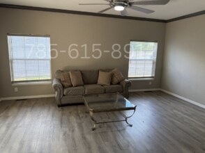 14162 Hwy P in Gravois Mills, MO - Building Photo - Building Photo