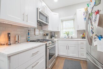 74 1/2 N Ohio Ave in Columbus, OH - Building Photo - Building Photo