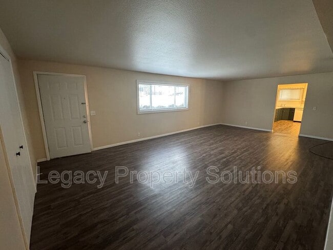 1111 N 18th St in Bismarck, ND - Building Photo - Building Photo