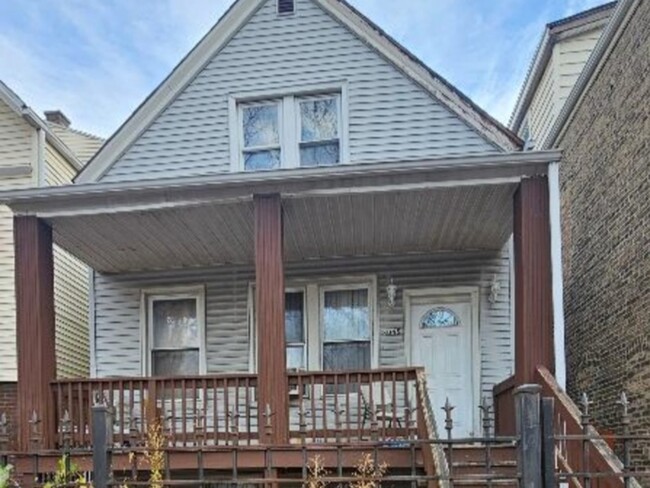 property at 3050 N Central Park Ave