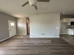 809 Lakeview Dr in Moore, OK - Building Photo - Building Photo