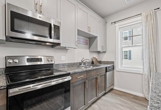 7922 Shore Dr in Norfolk, VA - Building Photo - Building Photo