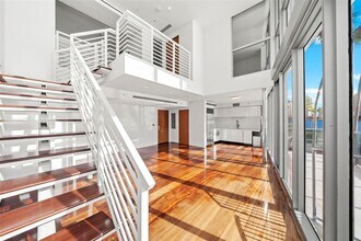 1331 Brickell Bay Dr, Unit BL-25 in Miami, FL - Foto de edificio - Building Photo