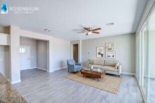10261 W Concordia Dr in Arizona City, AZ - Building Photo