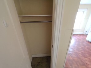 971 Sherman Ave, Unit 1 in New Haven, CT - Building Photo - Building Photo