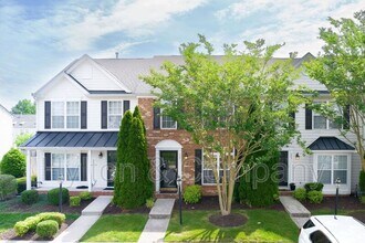 907 Dominion Townes Ct in Richmond, VA - Building Photo - Building Photo