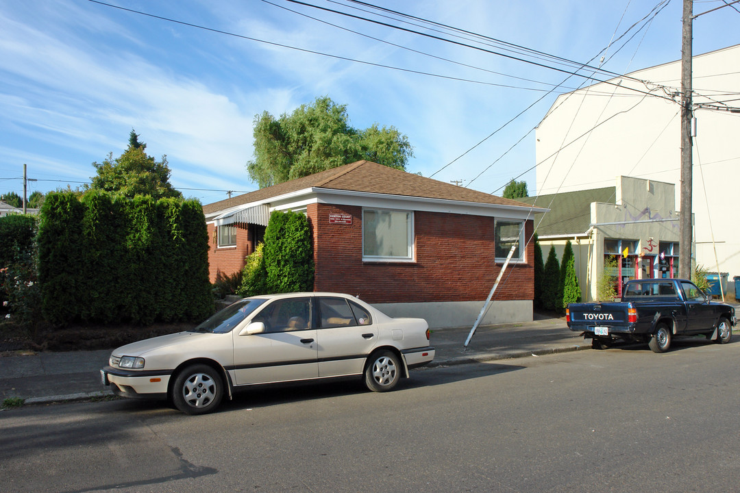 1902-1910 N Kilpatrick St in Portland, OR - Building Photo