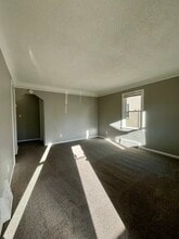 2112 Euclid St in Lincoln Park, MI - Building Photo - Building Photo