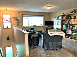 6803 Gingham Ct in Monticello, MN - Building Photo - Building Photo