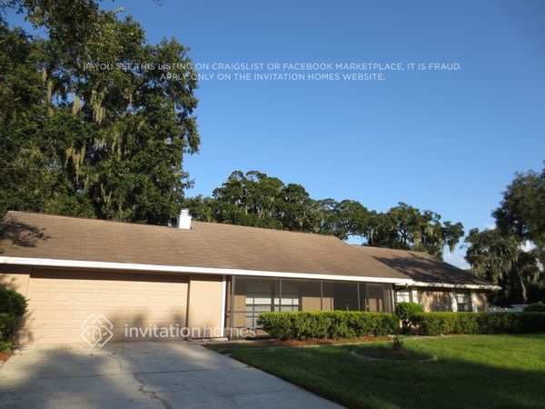 2204 Cherokee Rd in Valrico, FL - Building Photo - Building Photo