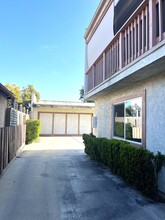 338 W Plymouth St, Unit C in Inglewood, CA - Building Photo - Building Photo