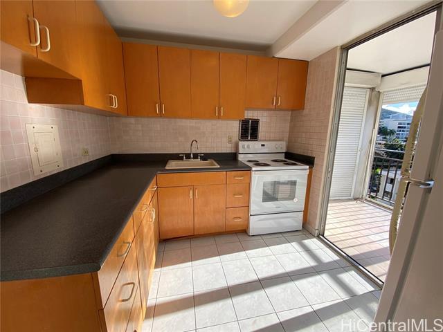 property at 1415 Victoria St
