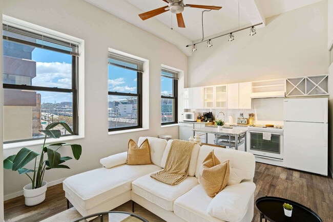 309 Vine St in Cincinnati, OH - Building Photo - Building Photo