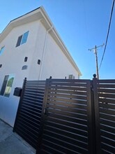 11015 Califa St in Los Angeles, CA - Building Photo - Building Photo