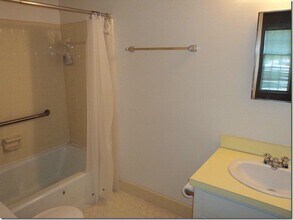 2232 Nash Pl N in Wilson, NC - Building Photo - Building Photo