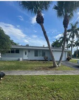 11500 NW 39th St in Sunrise, FL - Building Photo