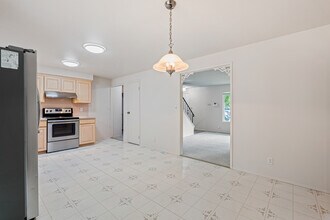 13320 60th Dr SE in Everett, WA - Building Photo - Building Photo