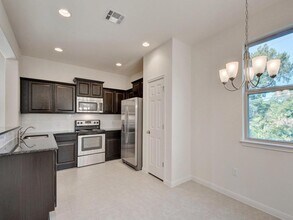5420 Juniper Jct Ln in Austin, TX - Building Photo - Building Photo