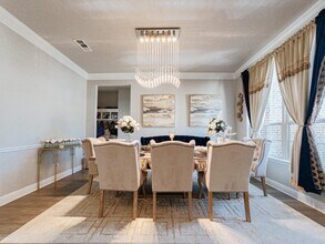 10913 Falling Leaf Trail in Argyle, TX - Building Photo - Building Photo