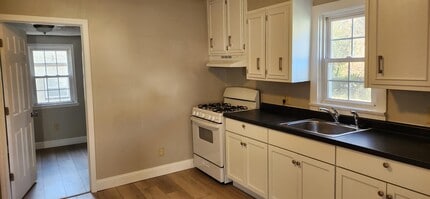 2527 N Pierce Ave in Springfield, MO - Building Photo - Building Photo