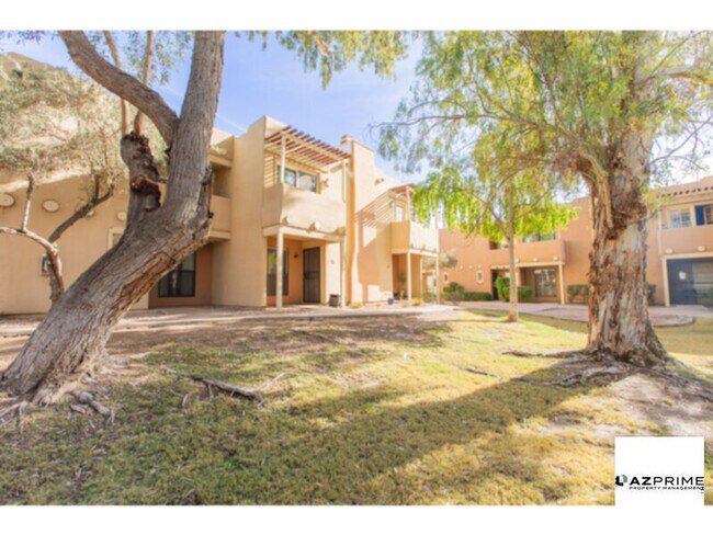 property at 1425 E Desert Cove Ave
