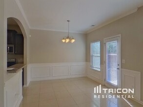 330 Lauren Dr in Fairburn, GA - Building Photo - Building Photo