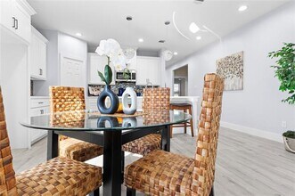 520 E 5th St in Bonham, TX - Building Photo - Building Photo