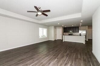 5107 Hector Gustavo Dr in Rosharon, TX - Building Photo - Building Photo
