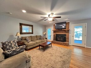 8417 Buggs Island Rd in Baskerville, VA - Building Photo - Building Photo