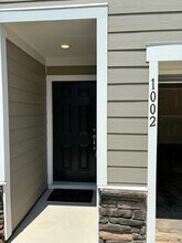 1002 Kaya Ct in Durham, NC - Foto de edificio - Building Photo