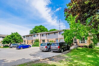 136 Belmont in London, ON - Building Photo - Building Photo