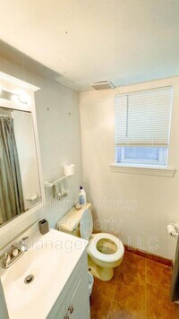 3129 Eastern Ave photo'