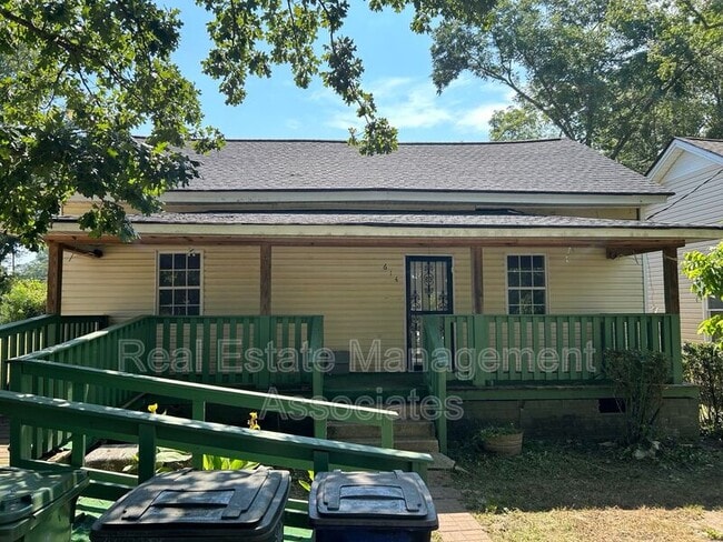 property at 614 N 17th St