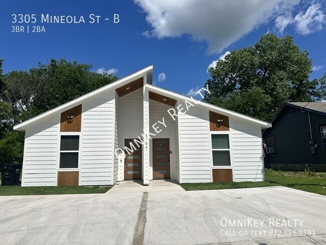 property at 3305 Mineola St