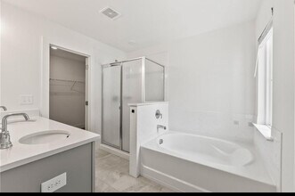 108 Auburn Gate Ln in Auburn, GA - Building Photo - Building Photo