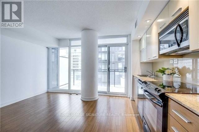 8 Telegram Mews in Toronto, ON - Building Photo - Building Photo