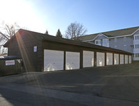 12359 Lynn Ave in Savage, MN - Foto de edificio - Building Photo