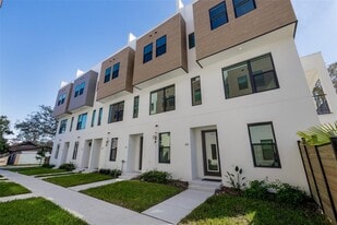 317 15th St N in St. Petersburg, FL - Building Photo