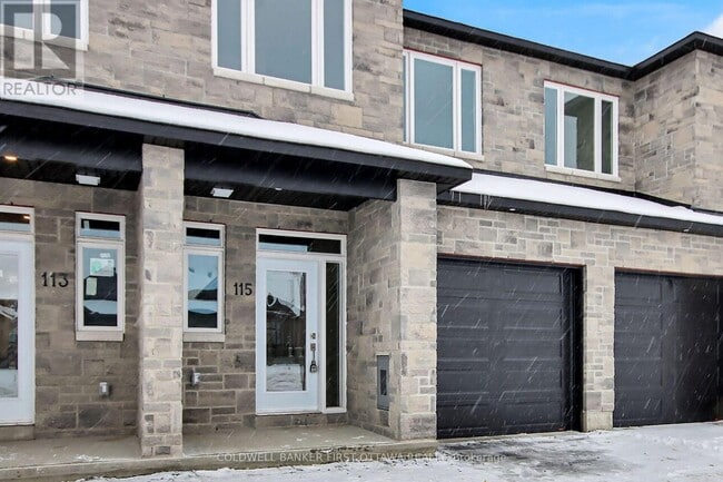 127 McPhail Rd in Carleton Place, ON - Building Photo - Building Photo