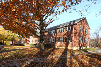 Summit Gardens in New Milford, CT - Building Photo - Building Photo