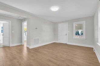 2 Dunlap St in Pelzer, SC - Building Photo - Building Photo