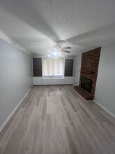1201 Rose Ct in Laurinburg, NC - Foto de edificio - Building Photo