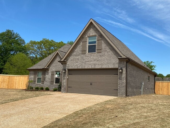 Welcome to your new home in Cordova, TN! in Cordova, TN - Building Photo - Building Photo