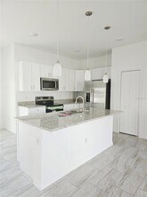 39 Catalina Ct in Poinciana, FL - Building Photo - Building Photo