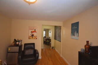 266 Gold St, Unit 1 in Boston, MA - Building Photo - Building Photo