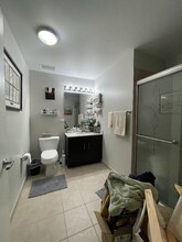 235 W Van Buren St, Unit 2307 in Chicago, IL - Building Photo - Building Photo