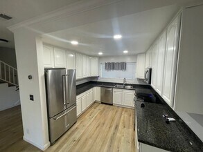 54 Chumalia St in San Leandro, CA - Building Photo - Building Photo