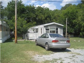 Wilson Road & Escalon Drive in Rossville, GA - Building Photo - Building Photo