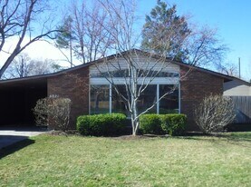 6021 Chestnut Dr in Boise, ID - Building Photo