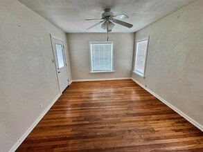 1102 Santa Clara Dr in Brownwood, TX - Foto de edificio - Building Photo